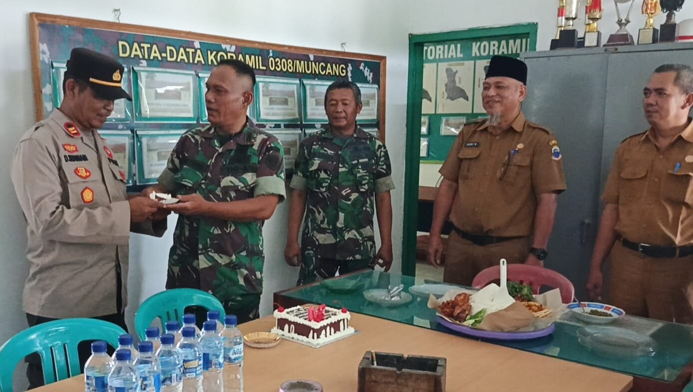 Forkopimcam, Jajaran Polsek Kunjungi Koramil 0308/Muncang Ucapakan Selamat  HUT ke-80 TNI