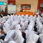 Danramil 0308/Muncang, Kodim 0608/Lebak Kunjungi SMAN 1 Muncang Berikan Pembinaan, Penerus Bangsa Harus Tau Sejarah Perjuangan Bangsa Indonesia