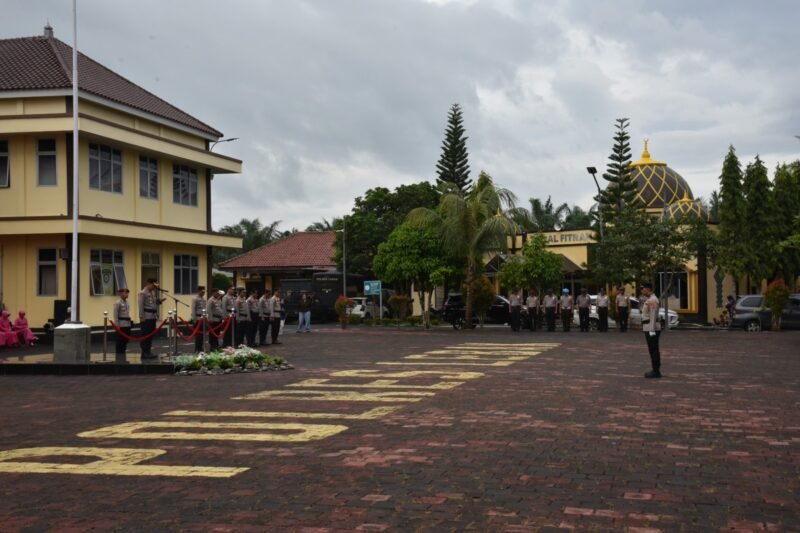 Kenaikan Pangkat Jadi Momentum Pembinaan Karier 76 Personel Polres Lebak