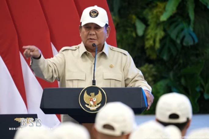 Prabowo Subianto Lepas Kontingen Indonesia ke SEA Games ke-33 di Thailand