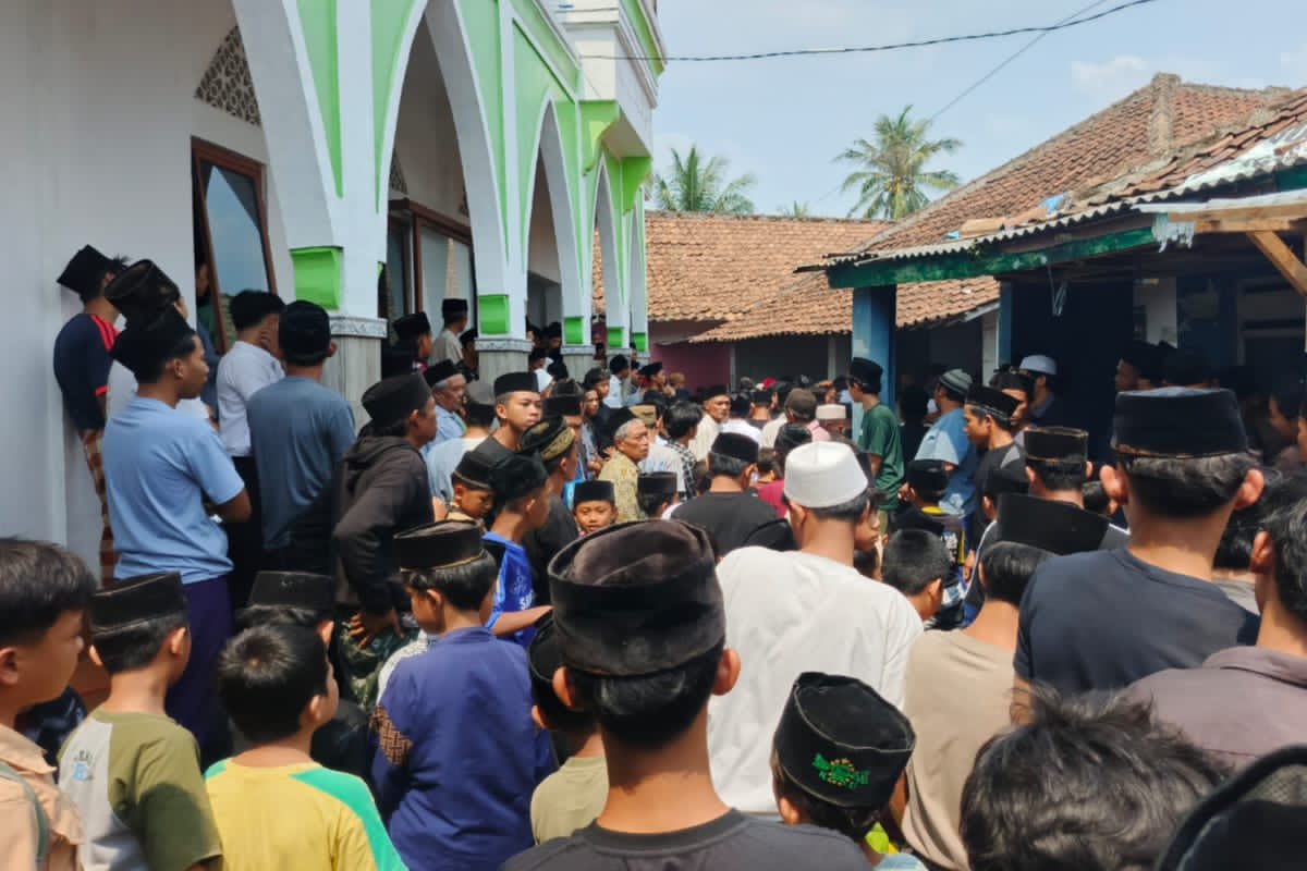 Maulid Nabi di Kampung Kadu Kempong Baros Serang Jadi Momentum Pererat Silaturahmi