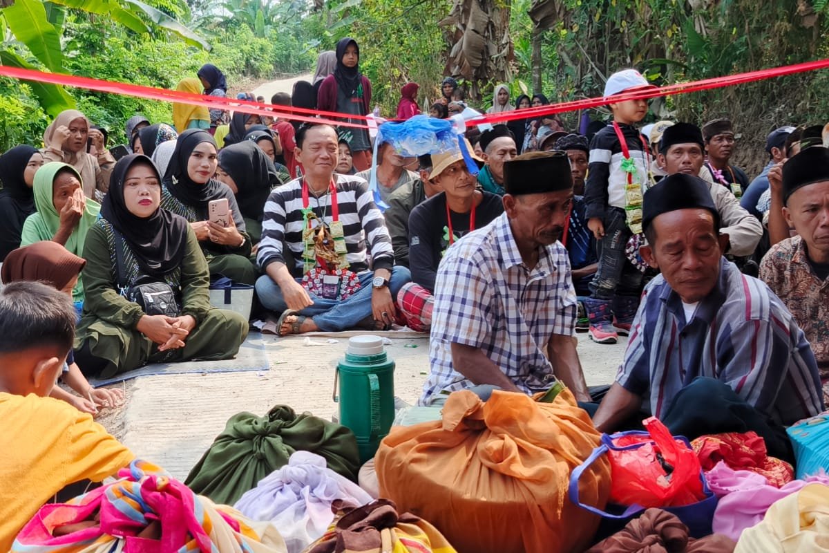 Warga Palendeng Gelar Syukuran, Jalan Rabat Beton 1.350 Meter Rampung Swadaya