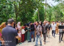 H. Moch Nabil Jayabaya Apresiasi Kekompakan Warga Kampung Palendeng